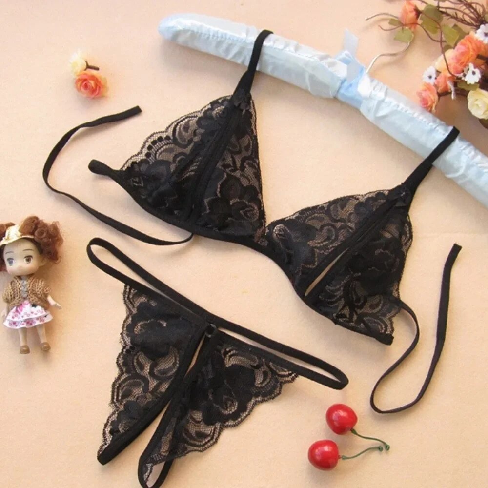 Red Lace Bra and Panties Set - HeartCaptor